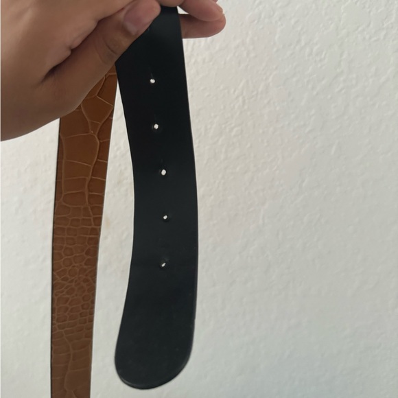 VALENTINO by Mario Valentino snake skin belt